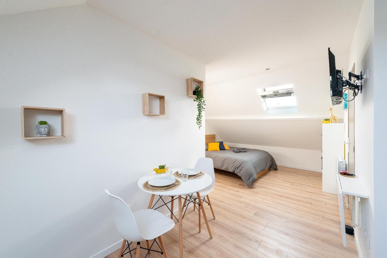 Malaka Home Anzin Екстериор снимка