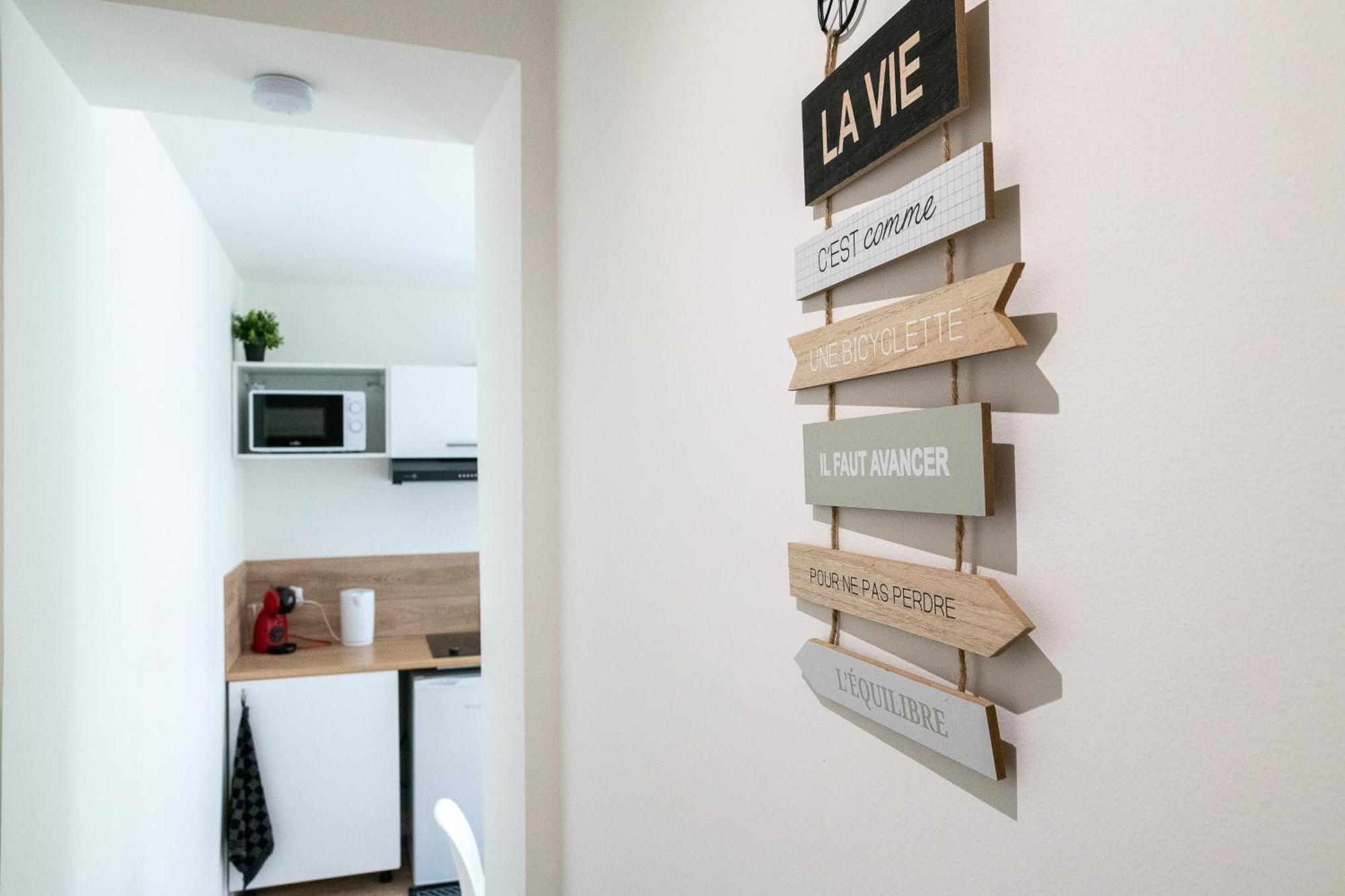 Malaka Home Anzin Екстериор снимка