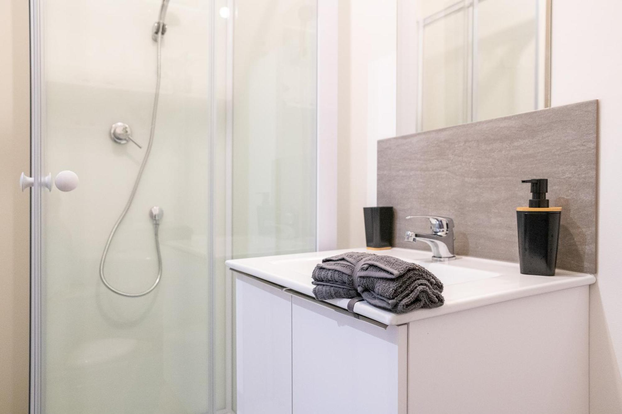 Malaka Home Anzin Екстериор снимка
