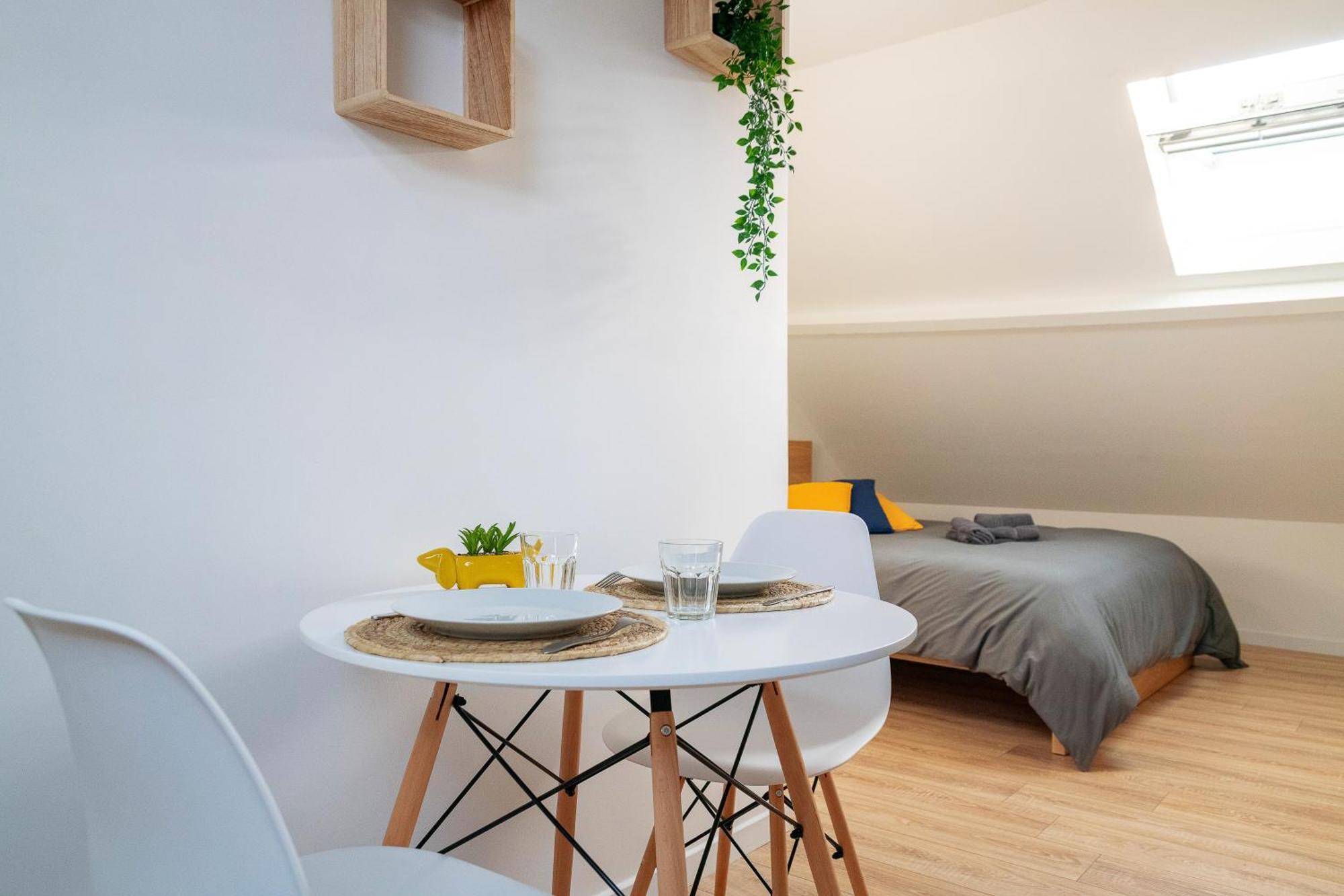 Malaka Home Anzin Екстериор снимка