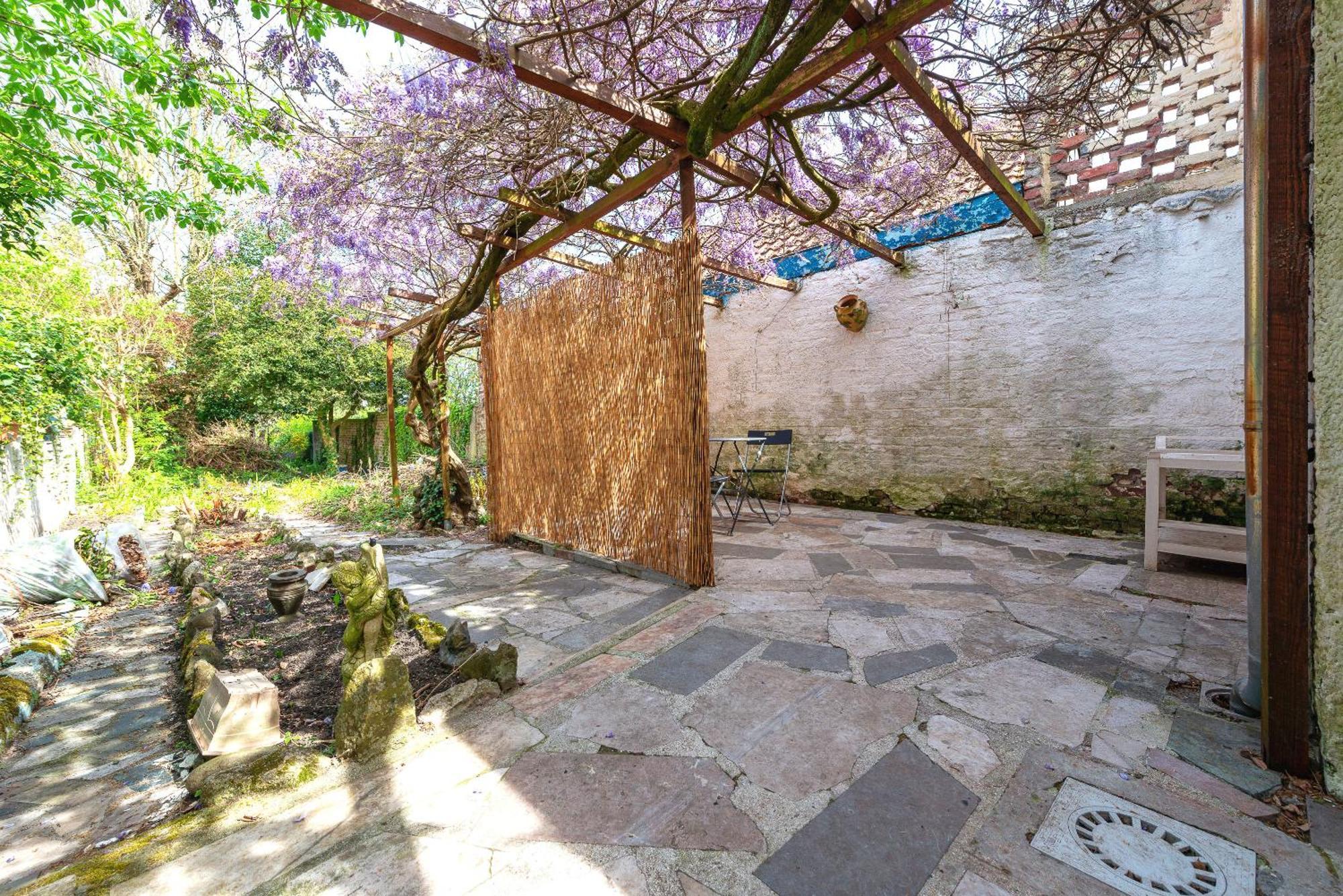 Malaka Home Anzin Екстериор снимка