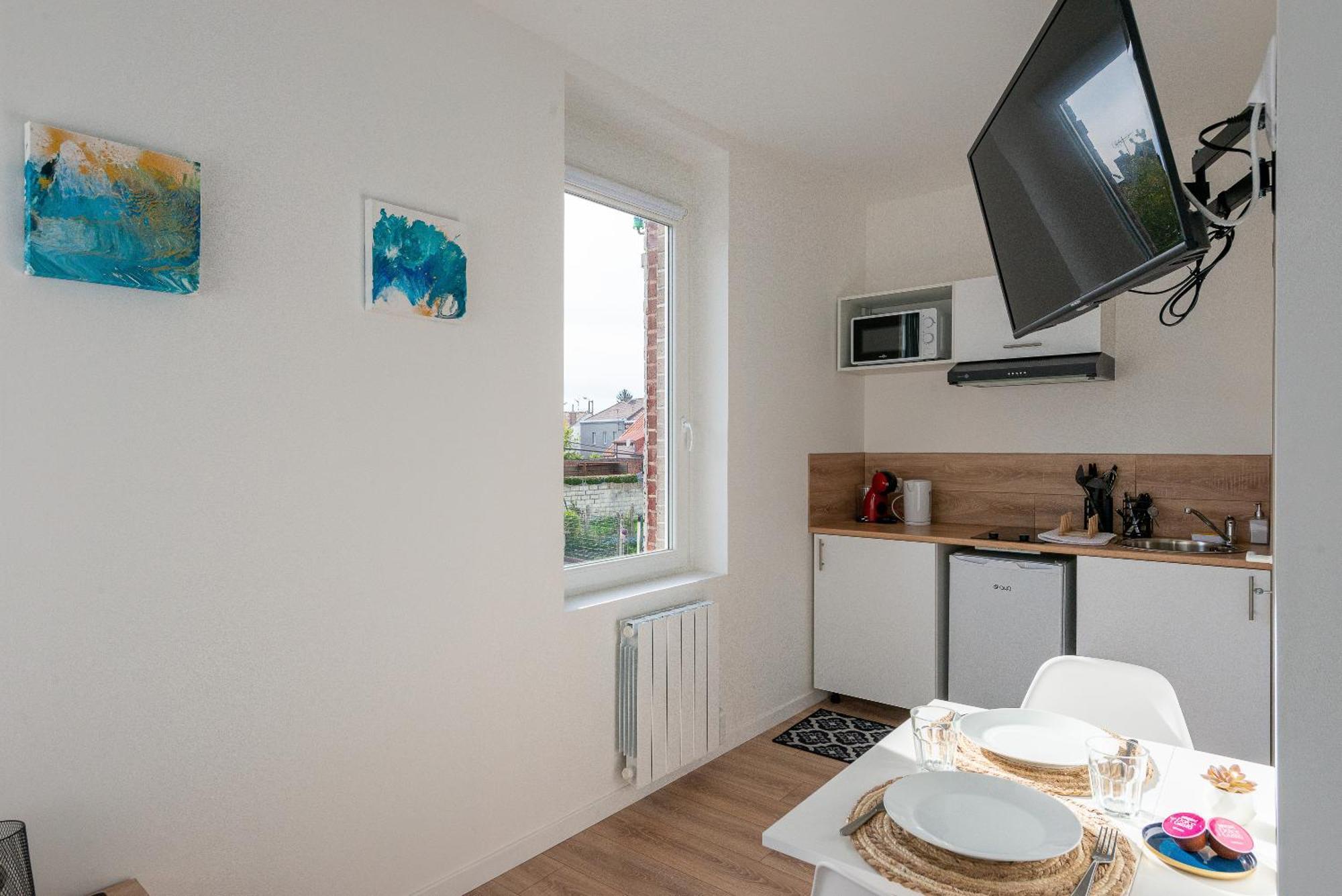 Malaka Home Anzin Екстериор снимка
